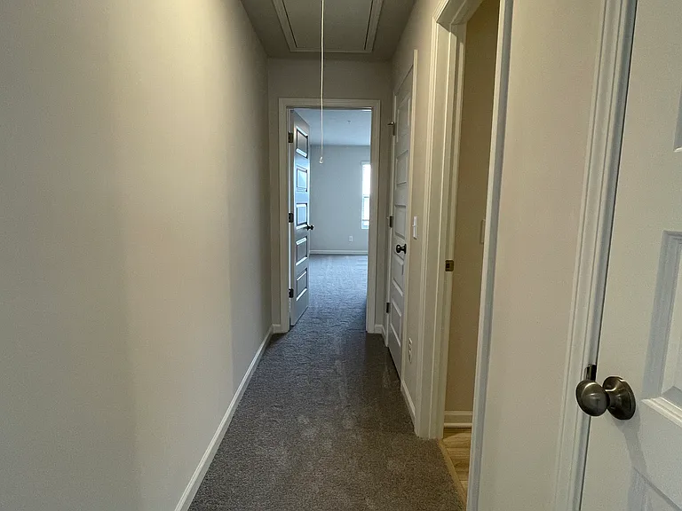 558 Trinity Way — Photo 19