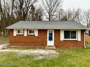 261 Richfield Ave, Springfield, MI 49037