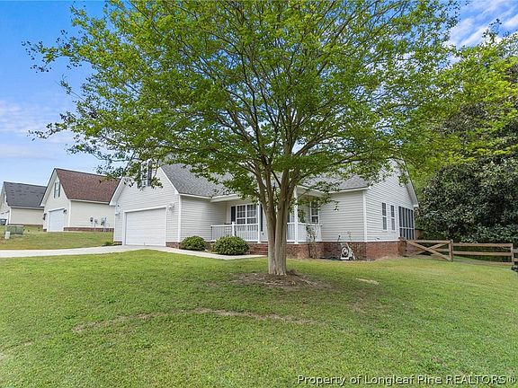 3rd image of 233 Antigua Dr