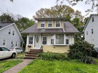 63 Lakeside Dr, Nutley, NJ 07110