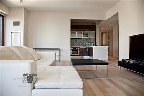 Rented by Platinum Properties | media 6