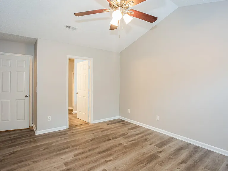 2133 Millstone Ln — Photo 10