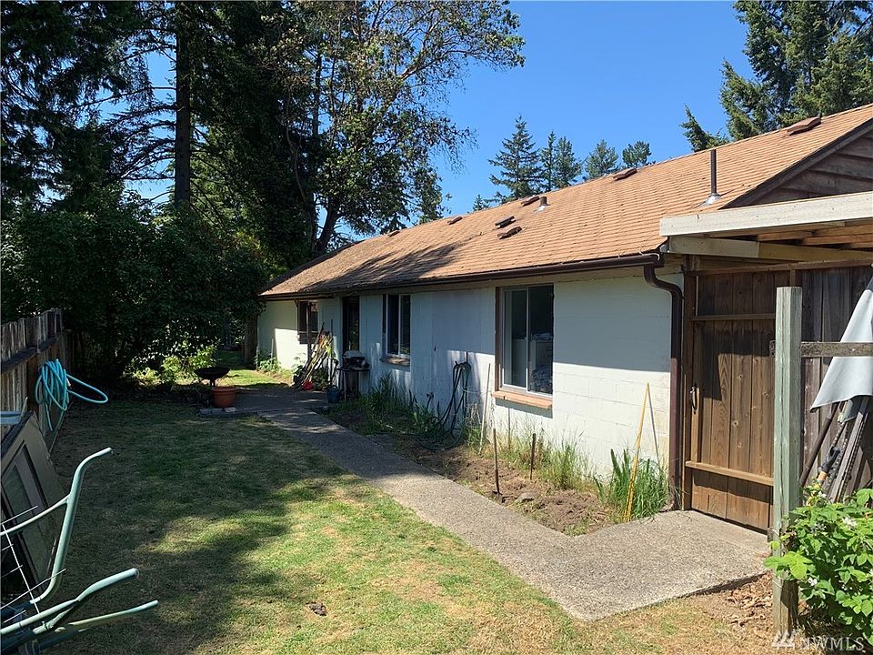 2nd image of 5402 234th St SW