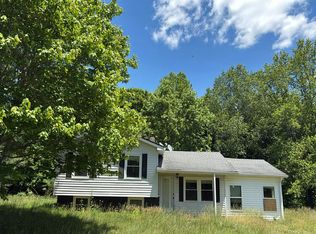 370 Dixon Walker Rd, Knifley, KY 42753