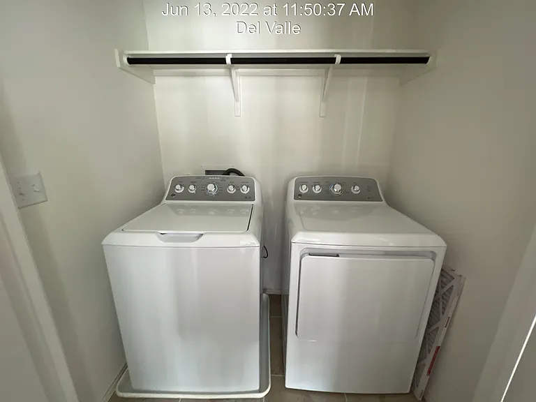 15209 Spruce Frost Cv #B — Photo 22