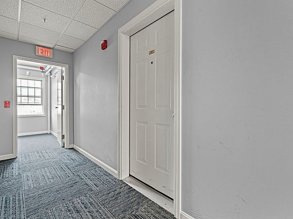 5th image of 20 Heaths Ct APT 201