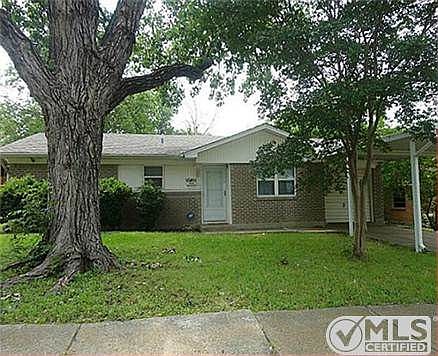 5th image of 2624 Emerald Dr
