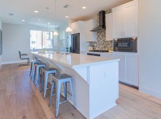 306 Sunflower Ln, Milpitas, CA 95035