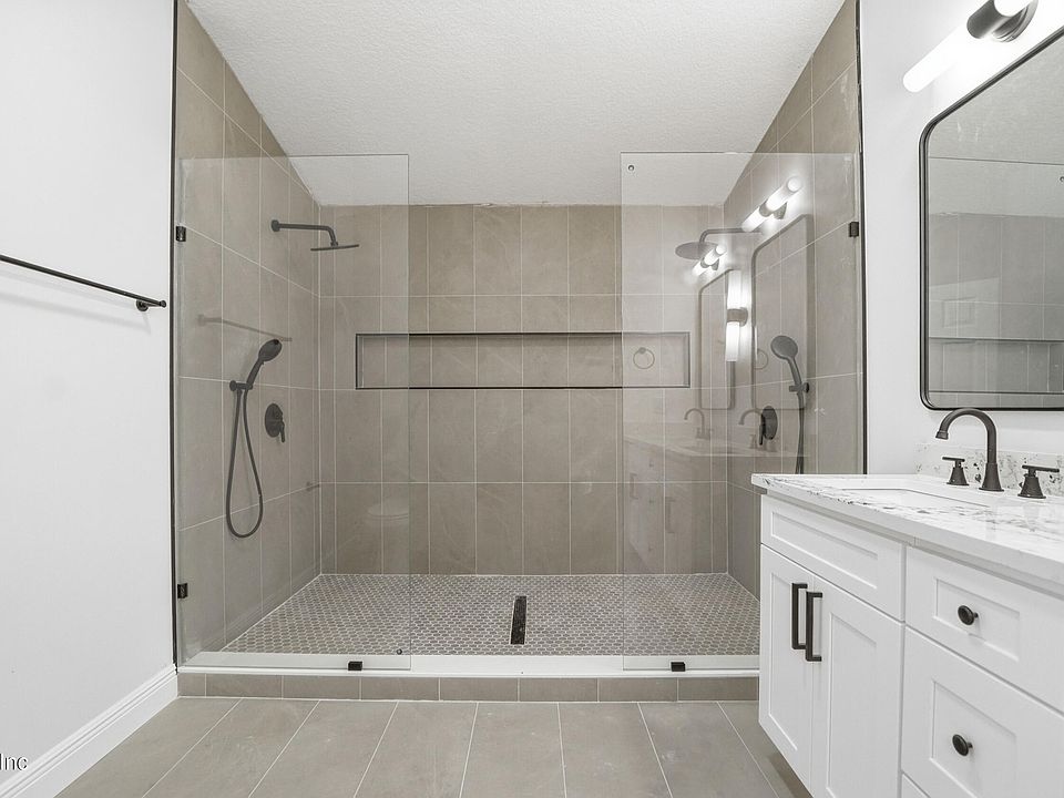 1st image of 12895 BENTWATER Drive