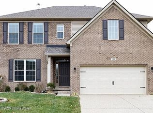 110 Belden Trl, Louisville, KY 40245