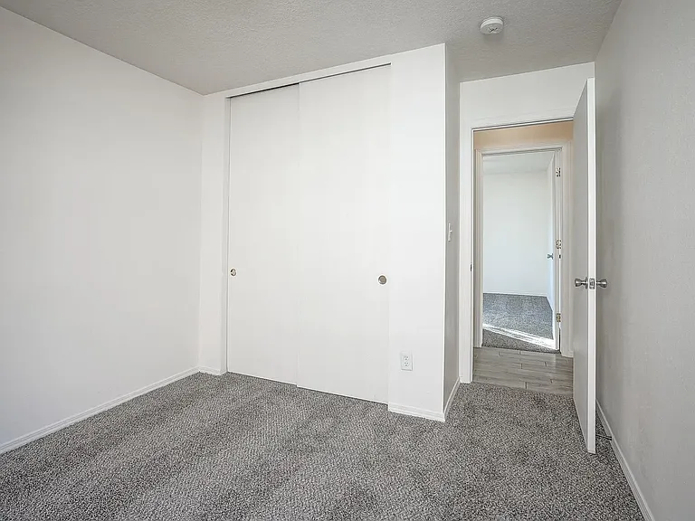 723 Seaborn Dr SW — Photo 28