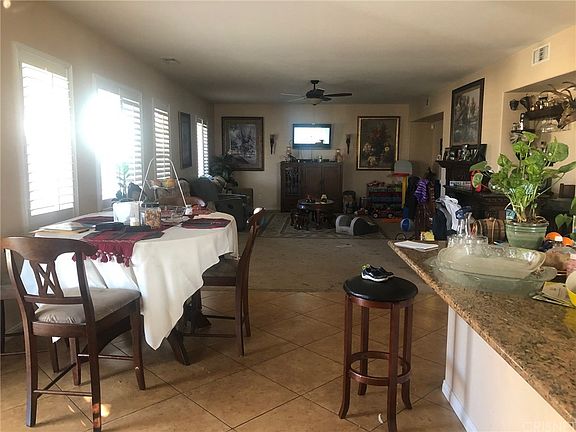 3rd image of 4817 Summerbreeze Ct