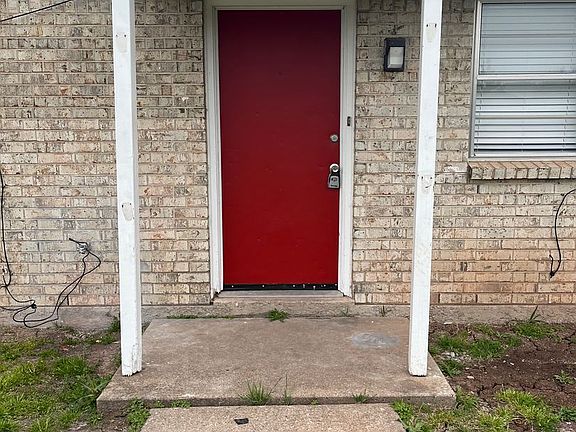 2nd image of 10 SW 69th St APT C