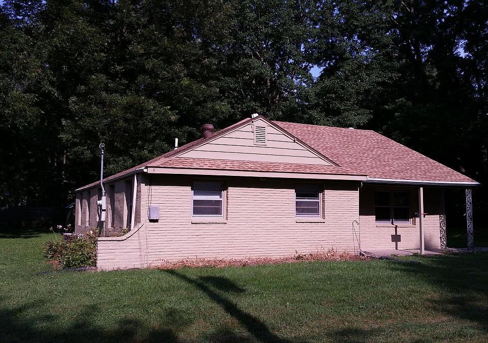 1st image of 6440 E 139th St