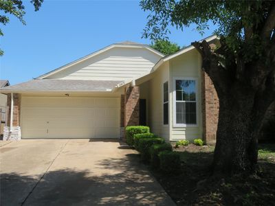 2415 Busch Dr, Arlington, TX, 76014