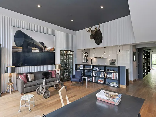 Sold by Sotheby's International Realty | media 3
