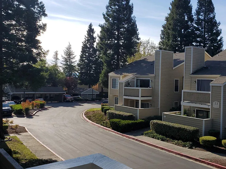 182 Eastridge Dr — Photo 12
