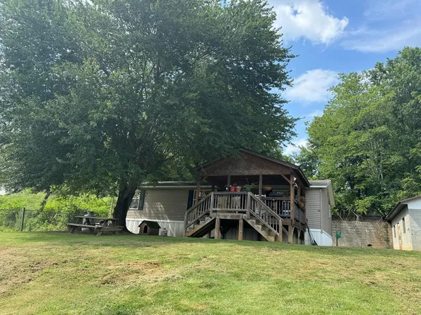 81 & 85 Hill St, Candler, NC 28715