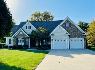 1705 Broadmoor, Mattoon, IL 61938