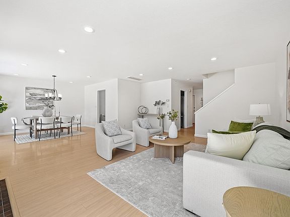 4th image of 7518 Rosedale Ct