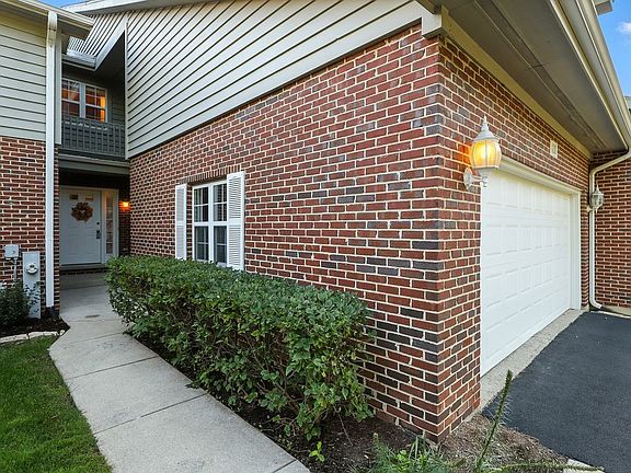 2nd image of 126 Willow Creek Ln #126