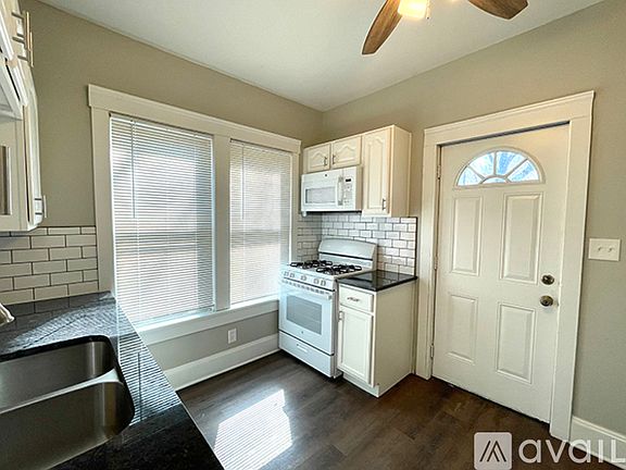 3rd image of 3290 W 17th St #17
