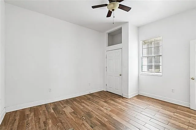 2712 Marengo St — Photo 8