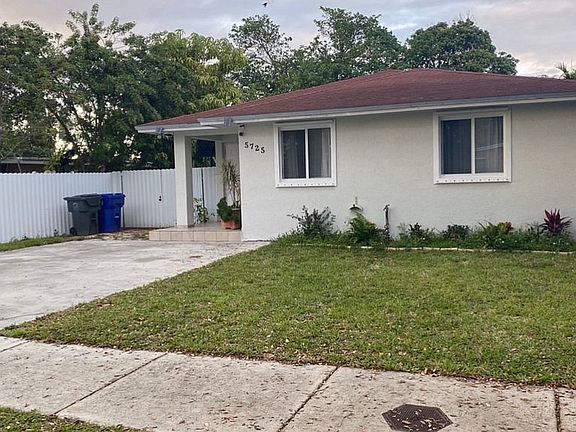 3rd image of 5725 SW 40th St