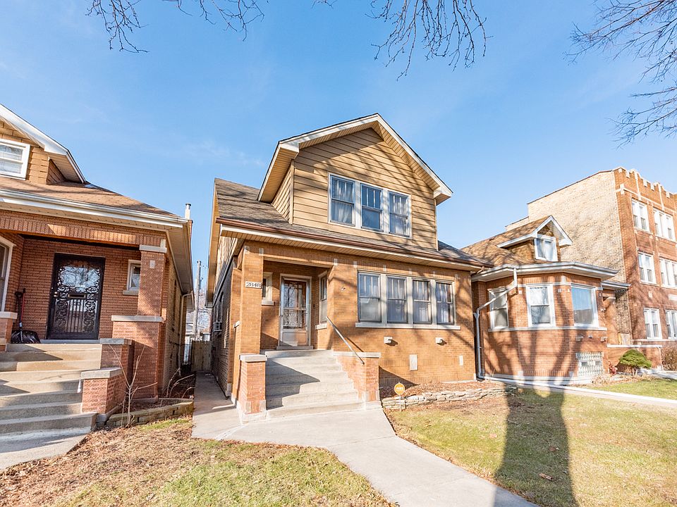 1st image of 2848 N Kostner Ave Unit 1
