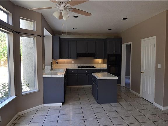 5th image of 2208 Koa Ct