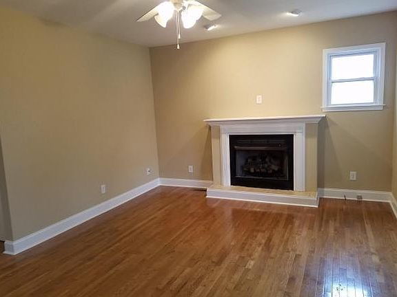 4th image of 213 W Fairview Ave