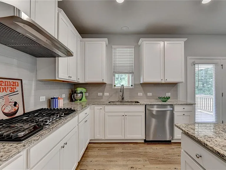 3828 Amicus Dr — Photo 19