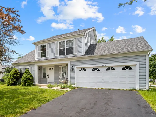 1303 York Dr, Carpentersville, IL 60110