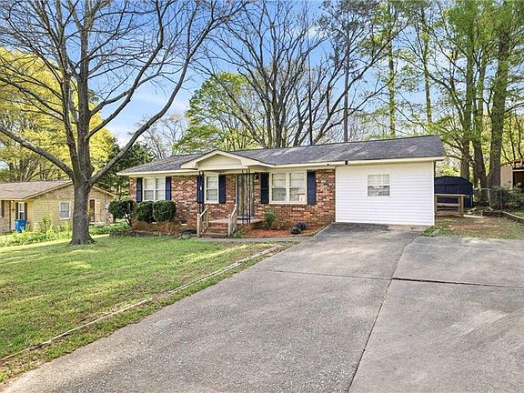 3rd image of 162 Orchard Cir
