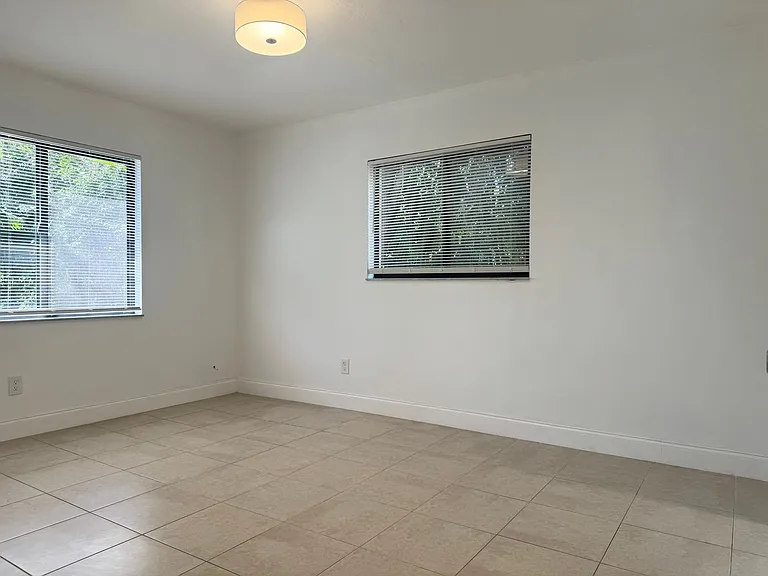 130-136 Cape Coral Pkwy W — Photo 26