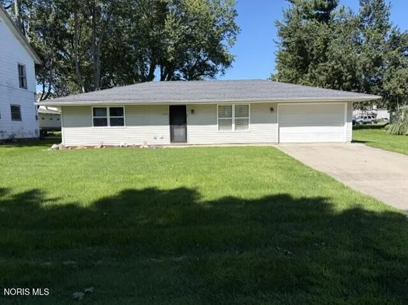 209 Norris St, Pioneer, OH 43554