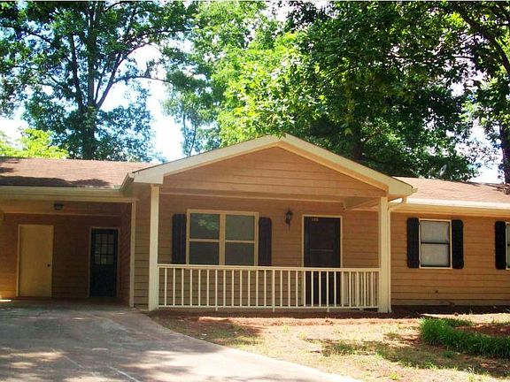 2nd image of 1750 Big Horn Ct SE