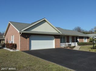 1211 Rabbit Ct, Hagerstown, MD 21740