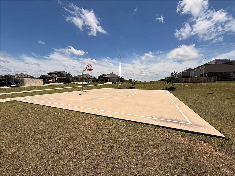 205 Bethpage Dr — Photo 33