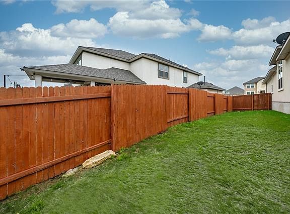 5th image of 5625 Siragusa Dr