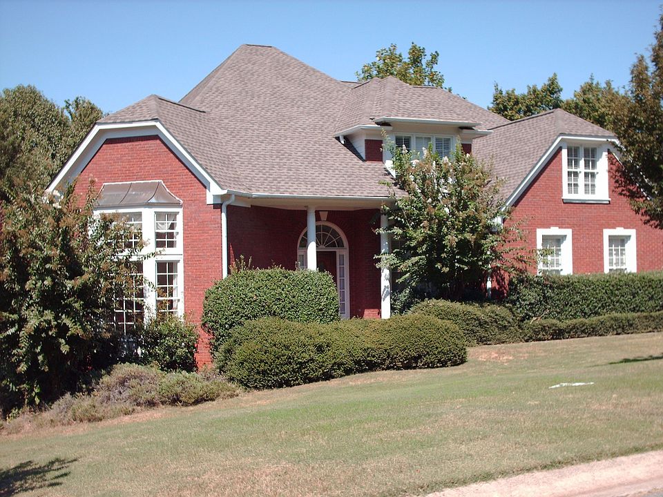 Beautiful Family / Executive Home