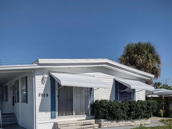 2209 Iowa Ave, Bradenton, FL 34207