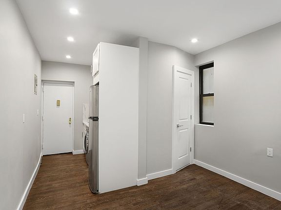2nd image of 311 E 109th St APT 4A