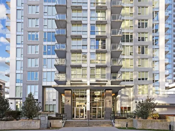 13325 102a Ave #711, Surrey, BC V3T 0J5