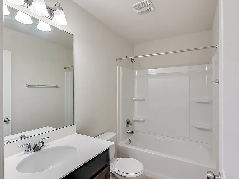1005 Cold Bear Cv — Photo 22
