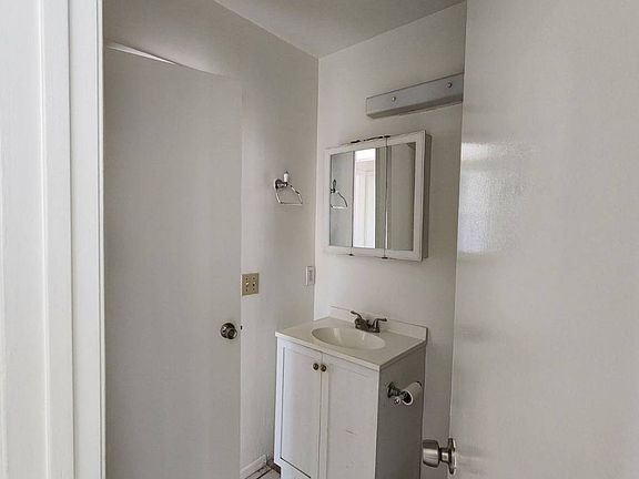5th image of 21757 Glen View Dr