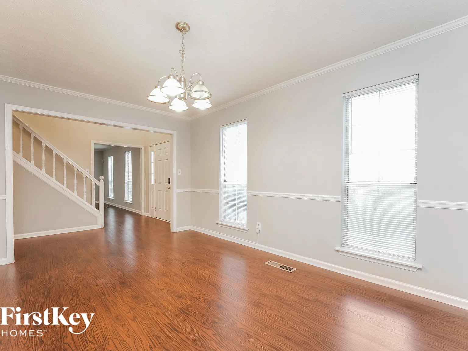 3 bed, 2.5 bath, 1956 sqft, $2,140 — Photo 4