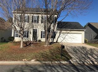 9416 Thatcher Hall Ct, Charlotte, NC 28277