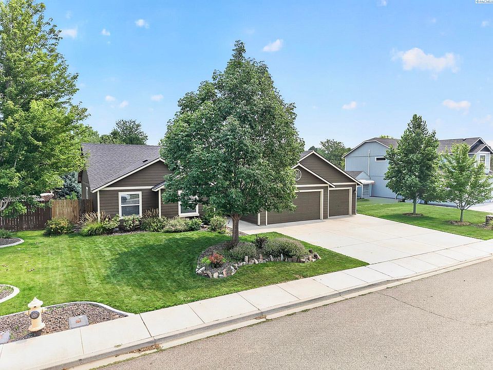 1st image of 3544 Kristin Dr