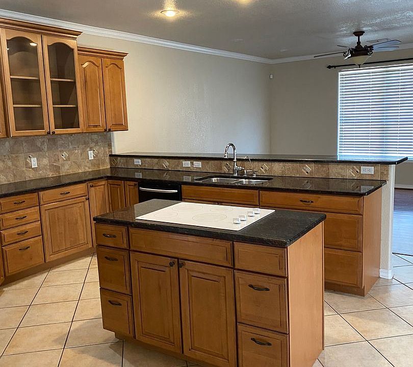 1st image of 804 Brazos St #276